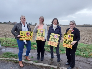 Helen with Lidsing campaigners