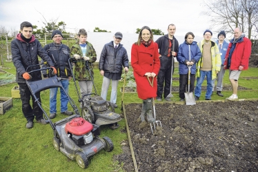 Digging in with Brogdale CiC