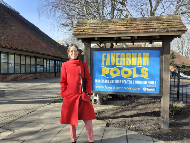 Helen at Faversham Pools