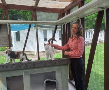 Helen at the Cats Protection Centre in Bredhurst